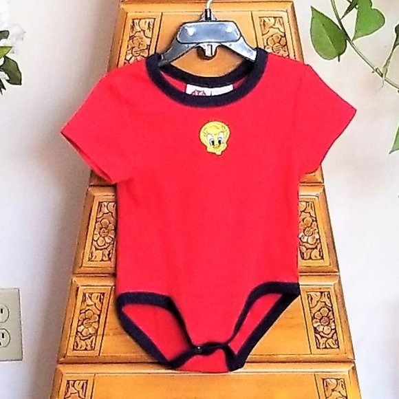 Overall Jeans & Top 2T Looney Tunes Tweetie NWT - Picture 3 of 7